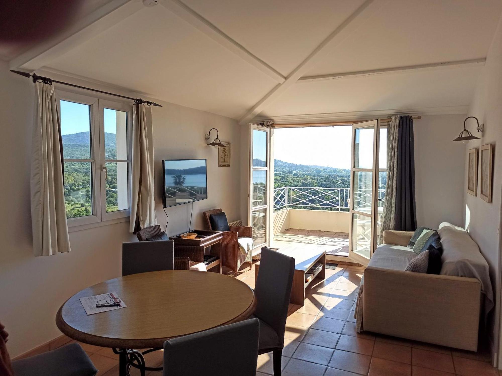 Les Restanques, Bastides Vue Golfe Saint Tropez Apartamento Grimaud Exterior foto