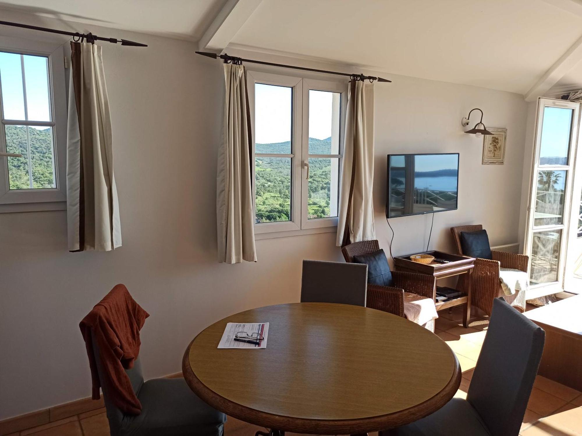 Les Restanques, Bastides Vue Golfe Saint Tropez Apartamento Grimaud Exterior foto